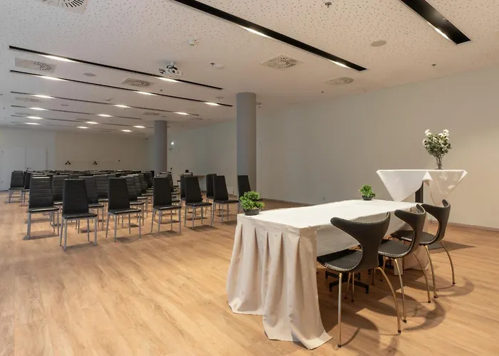 Akeah Verdi Szálloda