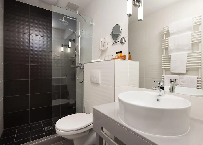 Akeah Verdi Budapest