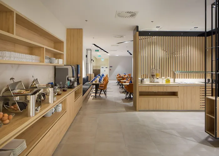 Akeah Verdi Szálloda 4*